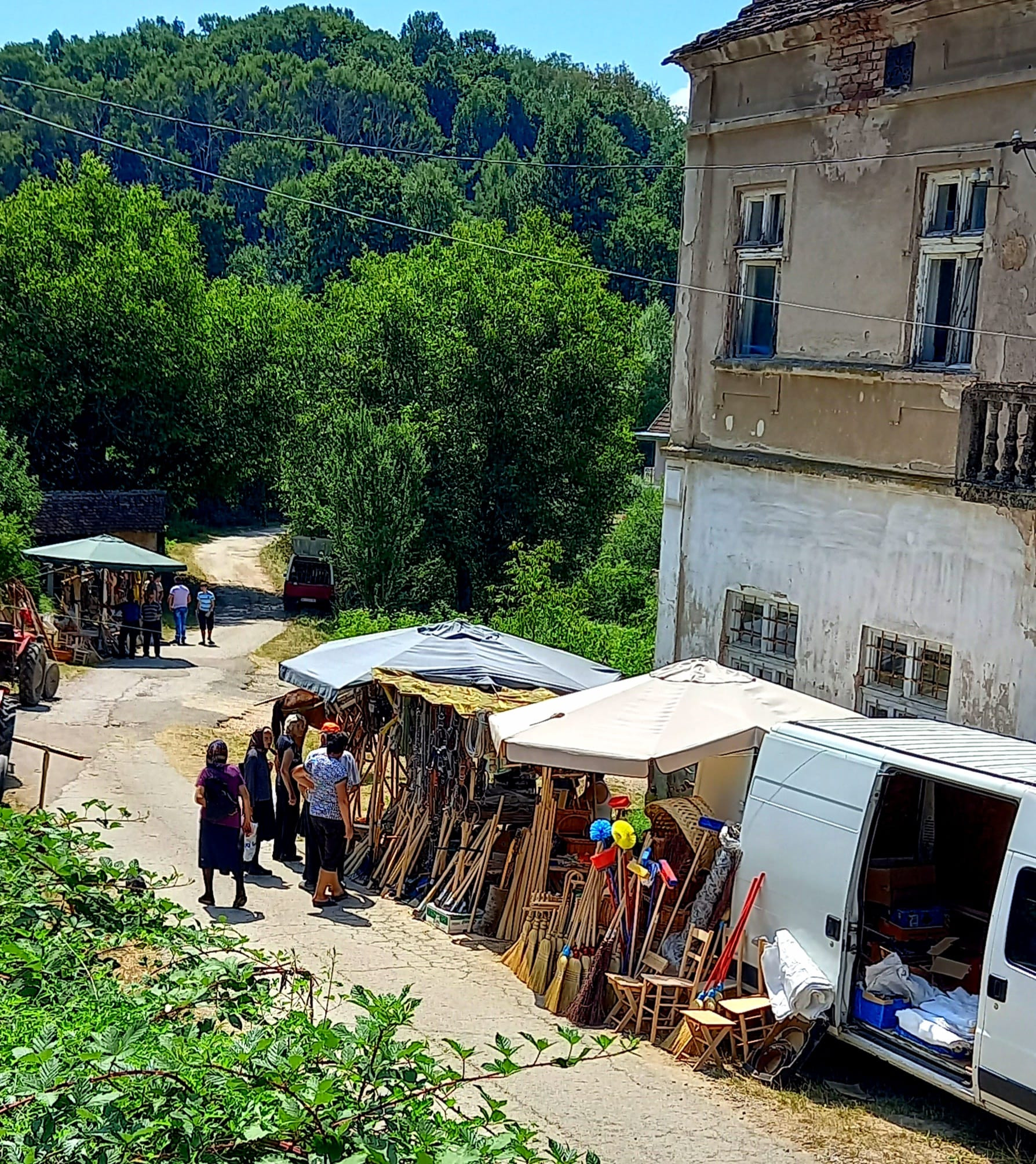 Пијаца у Личју за Горешњак